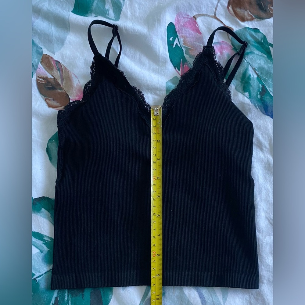 Black Lace-Trim Cami Tank Top - Picture 2 of 6